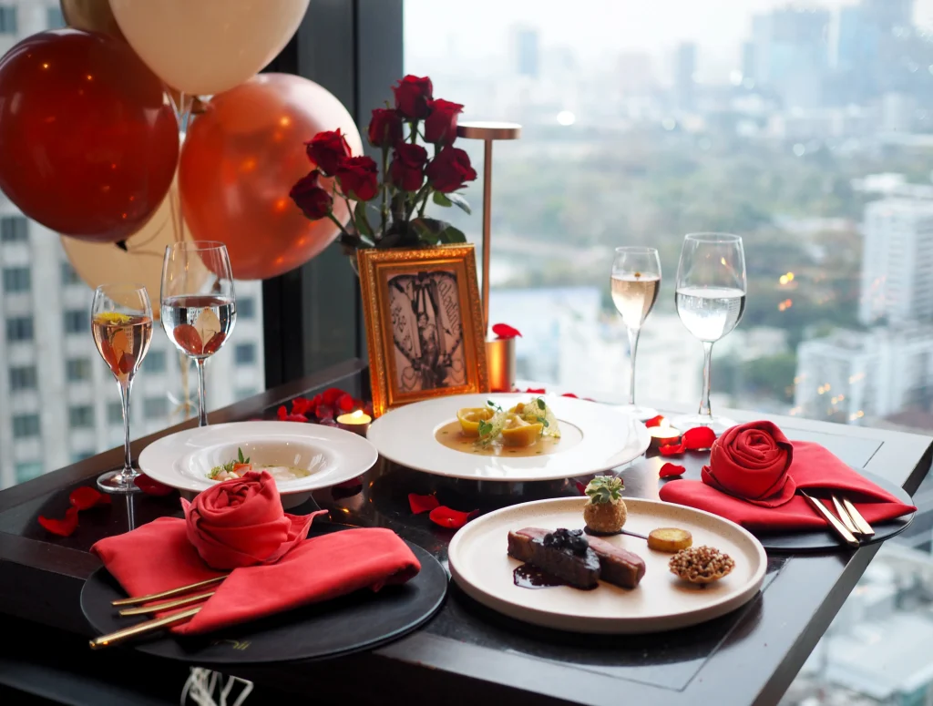 Romantic Valentine's Day Bangkok dinner with food and cocktails at Indulge