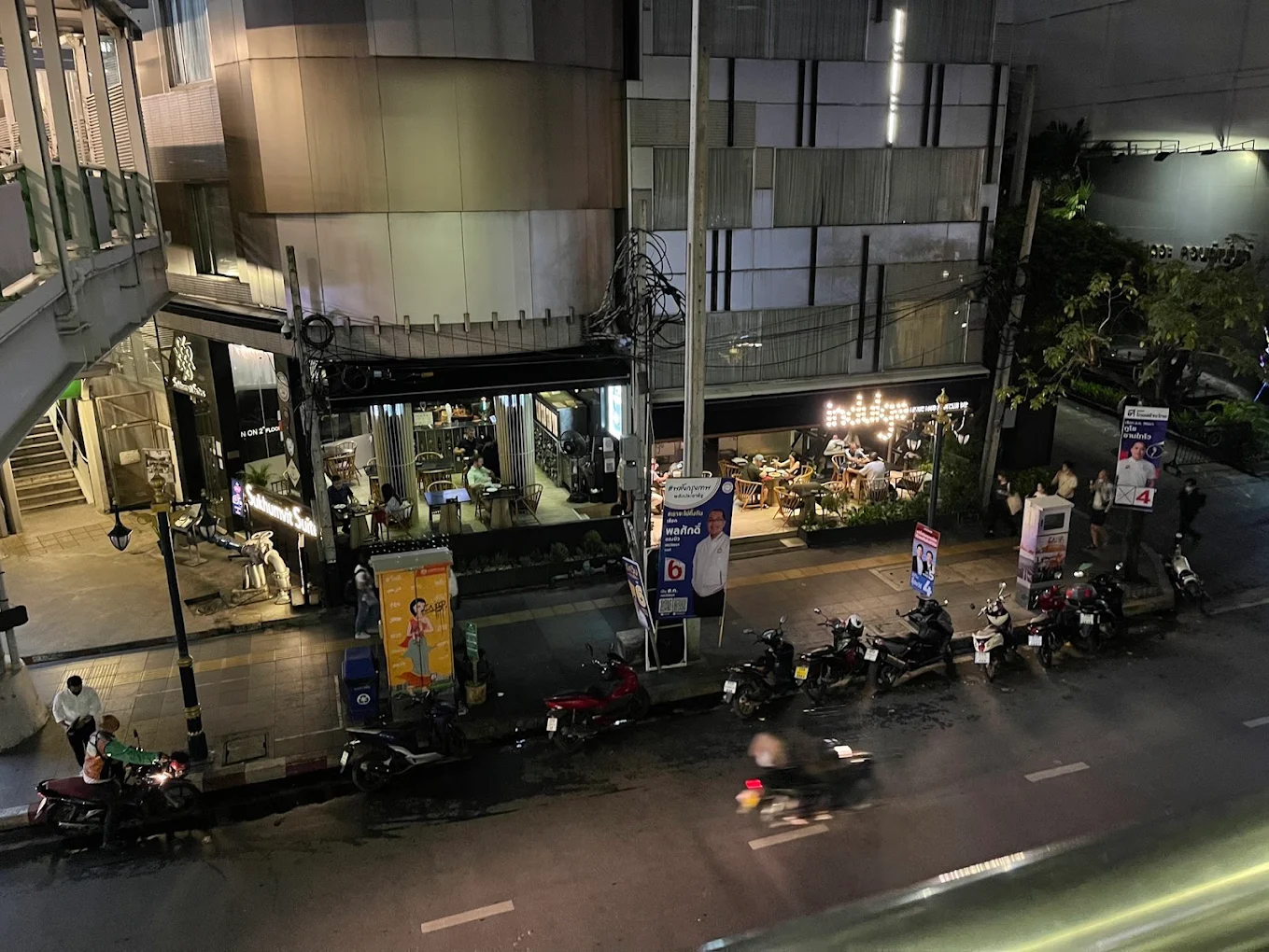 Popular Thai dishes showcasing a balance of sweet, sour, salty, and spicy flavours