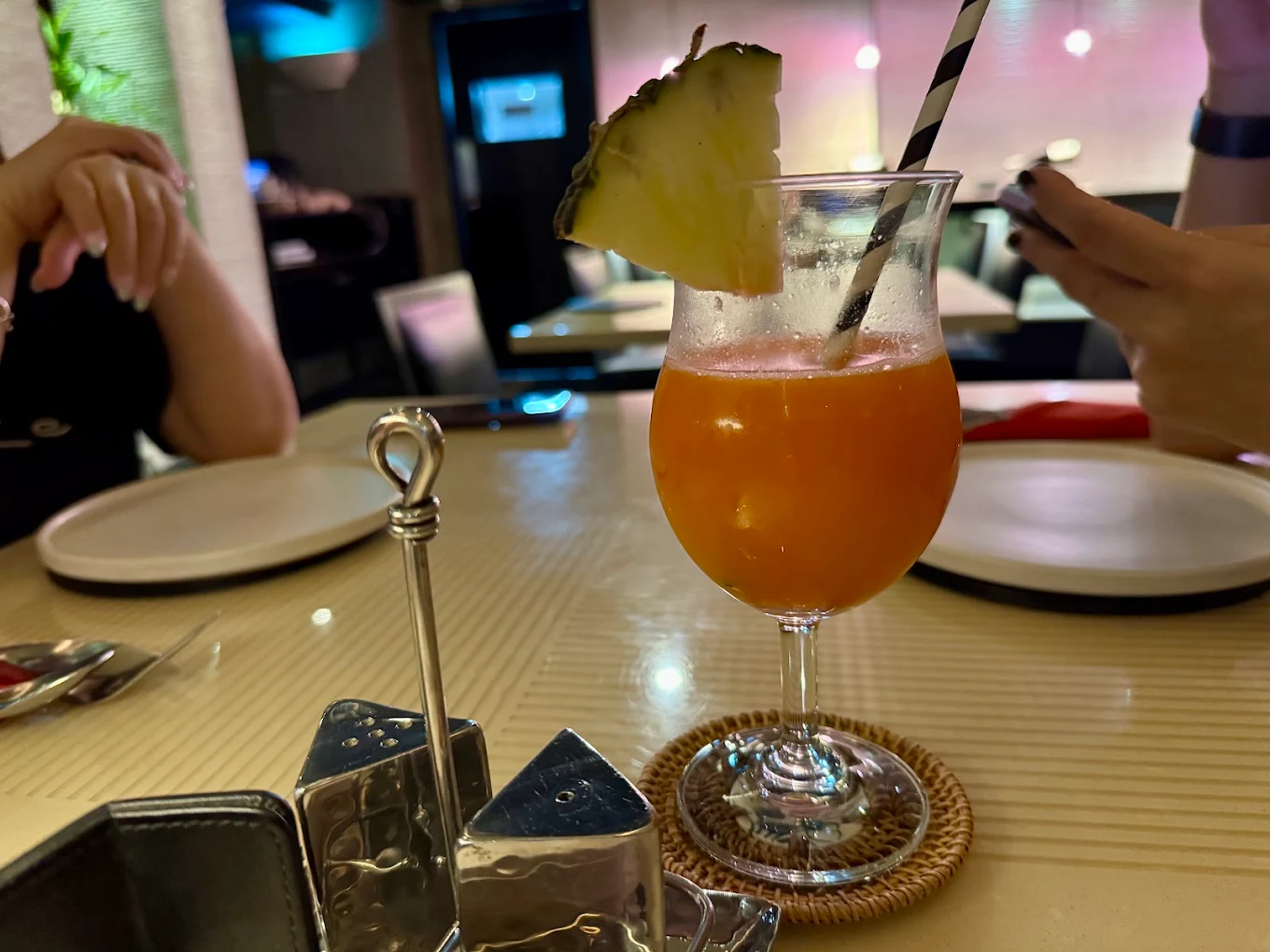Refreshing drinks that pair well with mild Thai food