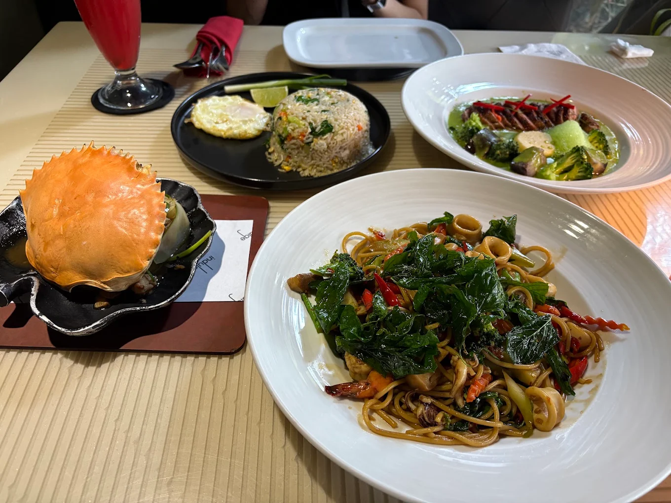 Mild Thai food in Bangkok including rice, seafood and Thai-inspired dishes