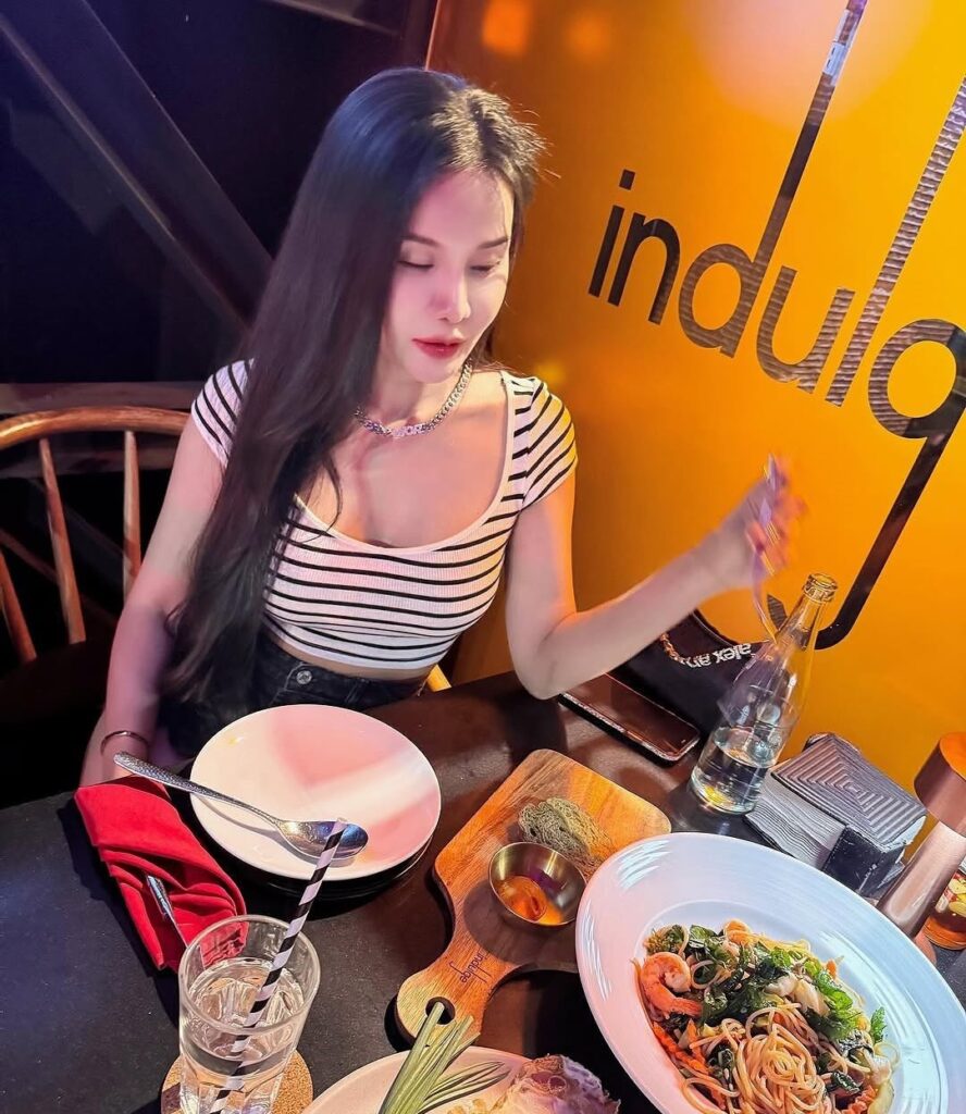 Vegetarian dinner at Bangkok restaurant