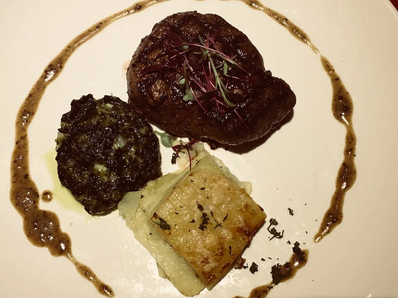 Best Steak Restaurants in Bangkok – premium steaks and dining at Indulge.