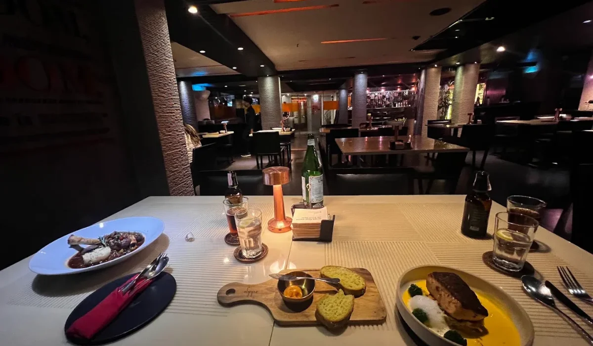 Best Seafood Restaurants in Bangkok – fresh seafood and dining at Indulge.