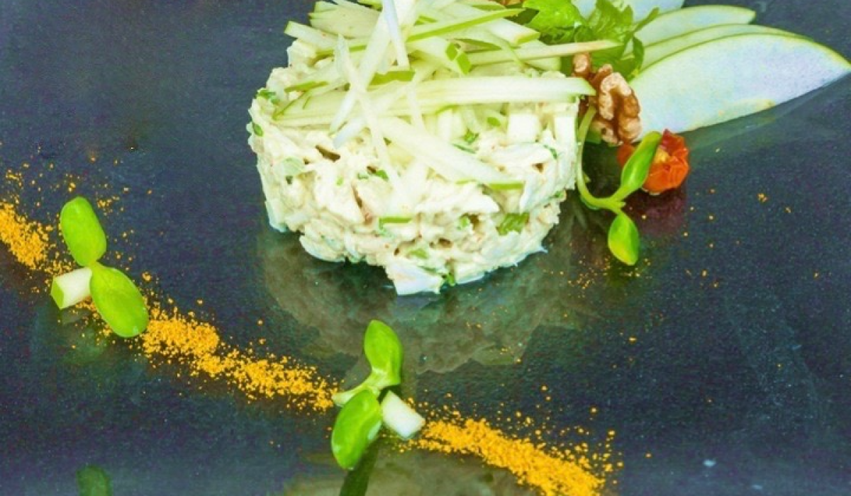 Indulge Bangkok - Enjoy the Crab and Apple Salad